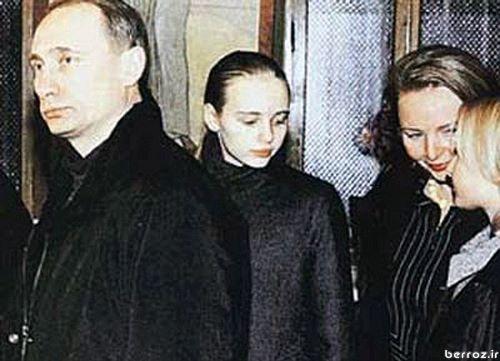 Vladimir and Lyudmila Putin with daughters Maria and Ekaterina - queries Will Stewart 007 985 998 94 00