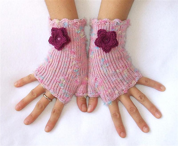 Knitted gloves without fingers (10)