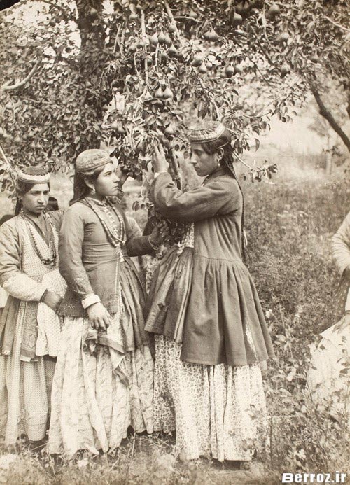 Qajar Iranian Girls Pictures (7)
