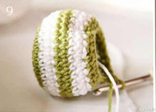 Possession of crocheting (10)
