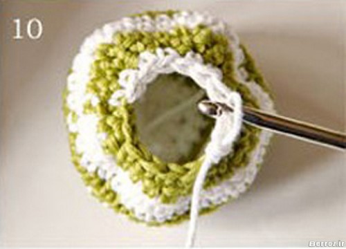 Possession of crocheting (11)
