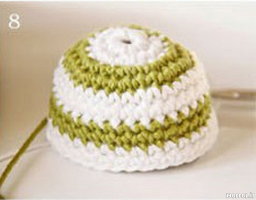 Possession of crocheting (9)