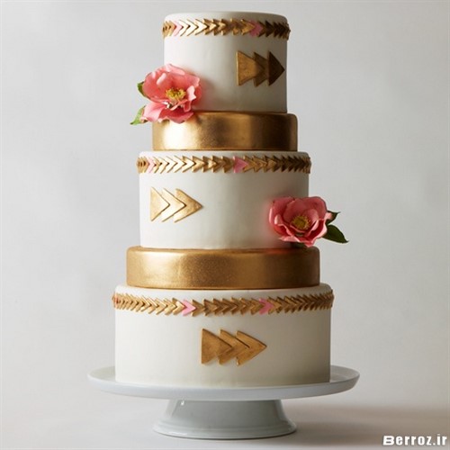 White Wedding Cake (7)