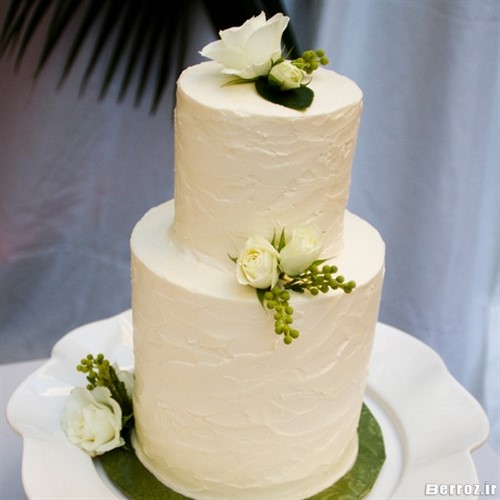 White Wedding Cake (8)
