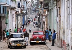 پژو ۲۰۶ در کوبا ۲۲۵ میلیون تومان,کشور کوبا,قیمت خودرو پژو 206 بازار جهانی,206 to 225 million USD in Cuba , Cuba, Peugeot 206, the world market price,berroz.com
