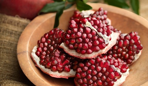 Properties of pomegranate (4)