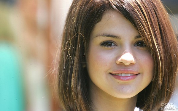 New photos of Selena Gomez (11)