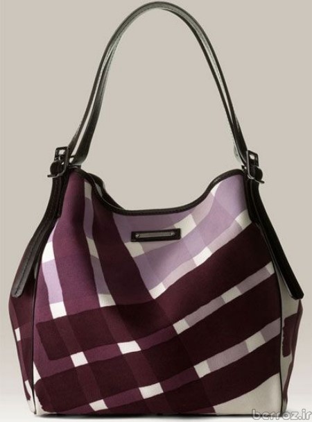 Burberry Handbags for Women pic (12)