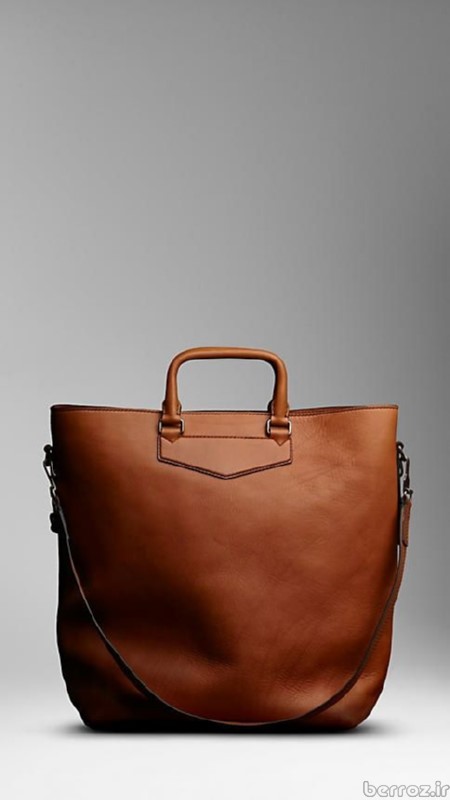 Burberry Handbags for Women pic (9)